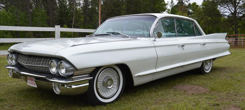 Illustration for article titled Here Are Ten Of The Best American Cars On eBay For Less Than $10,000